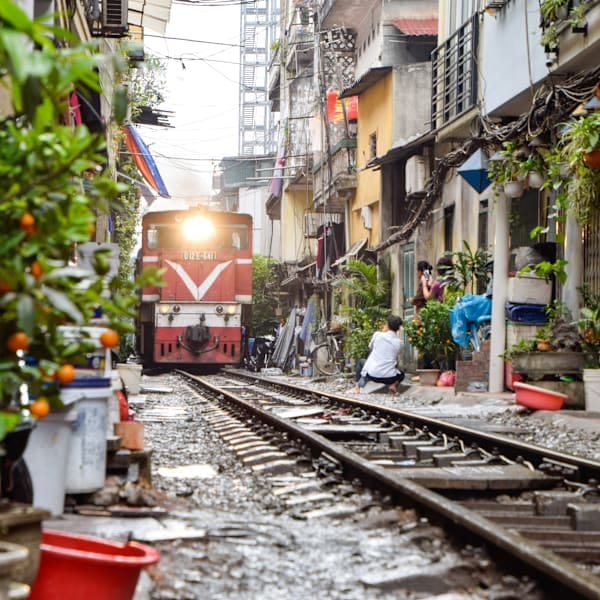 Vibin' in Vietnam: Lantern-lit lanes and pretty pagodas